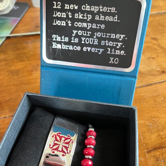 GIFT BOXED Rustic Cuff Silver and Carnelian Set of Two Bracelets Logo - Picture 4 of 6